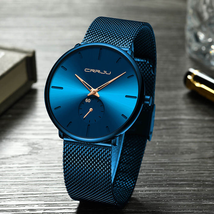 Close up of the mens minimalist watch clasp and durable mesh band