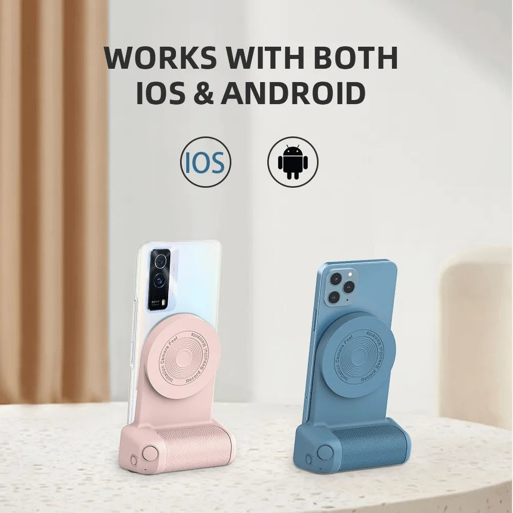 Ergonomic selfie grip with built-in powerbank for smartphones