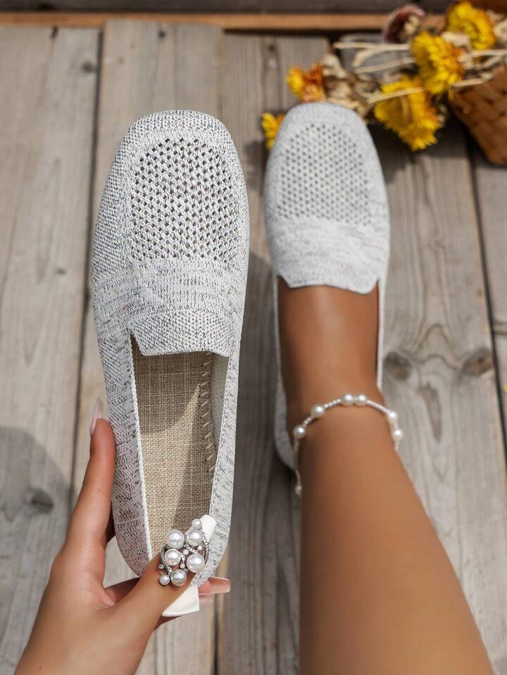 Womens therapeutic walking shoes highlighting cushioned sole