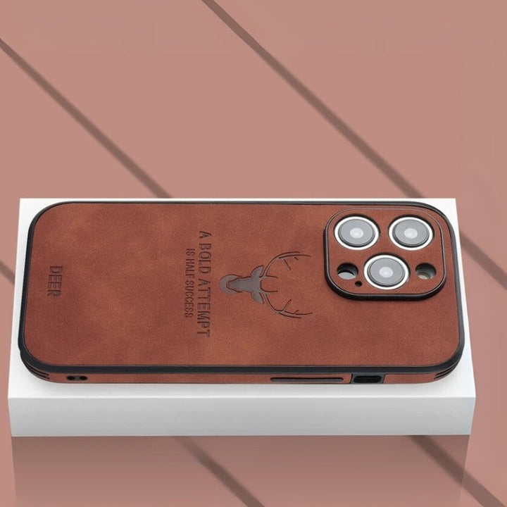 Minimalist luxury phone case featuring anti-slip texture design