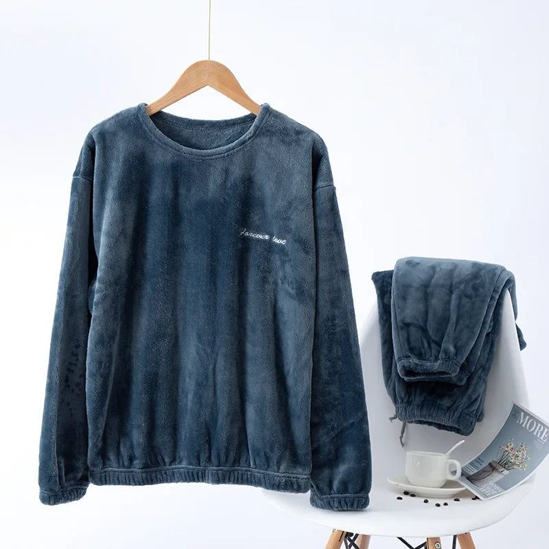 Men's dark grey winter pyjama set with cozy texture