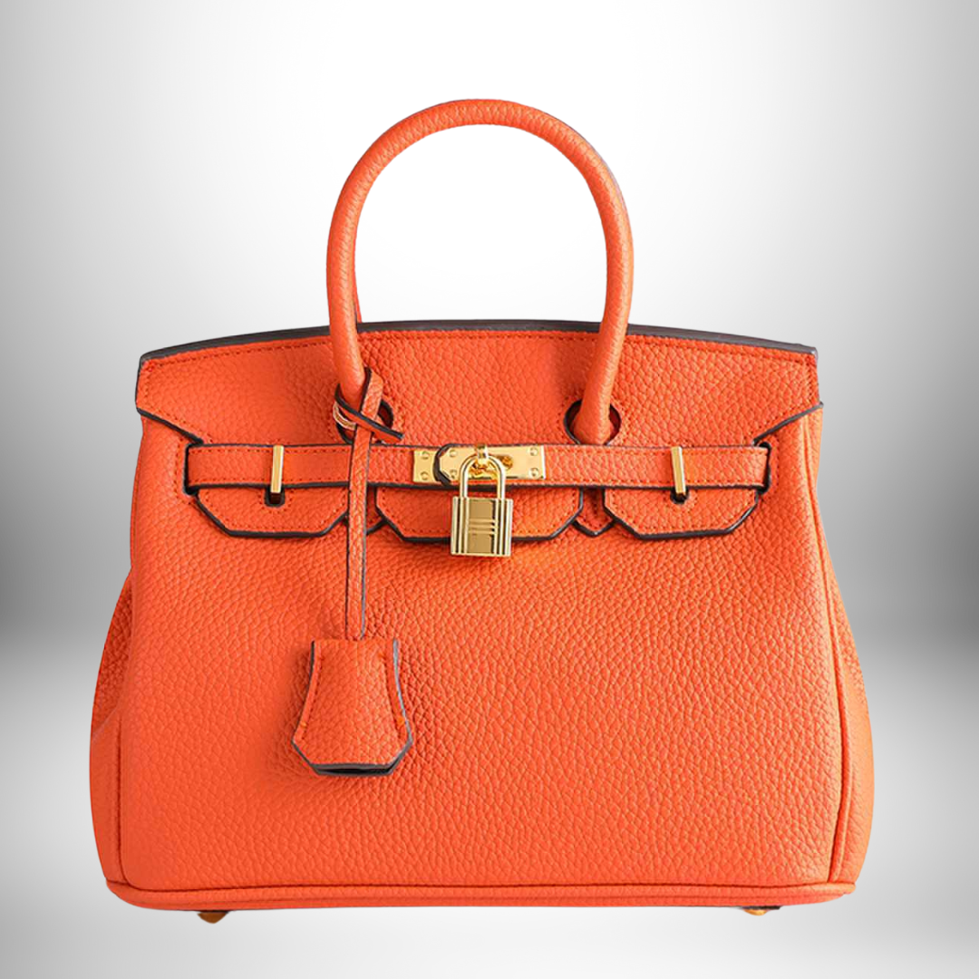 Durable handles of the designer style bag for comfortable shoulder carry