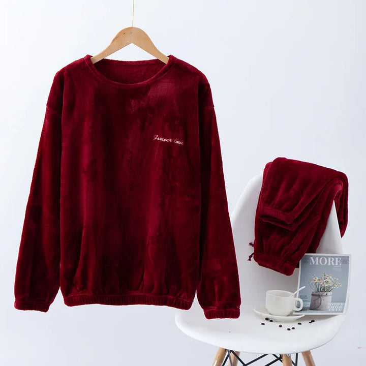 Cozy pyjama set for men with thermal insulation for winter