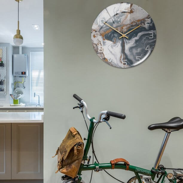 Trendy kitchen interior highlighting the functional and decorative benefits of this silent marble clock.