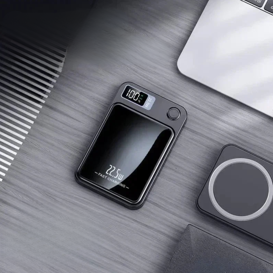 Magnetic charger aligned perfectly for wireless power bank use on mobile phones