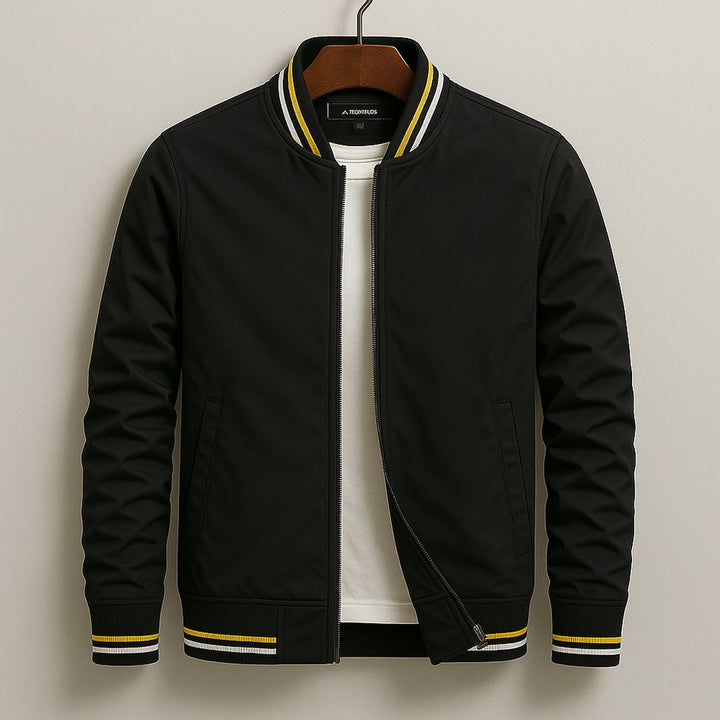 Interior lining and pocket detail of the men's casual windbreaker outerwear