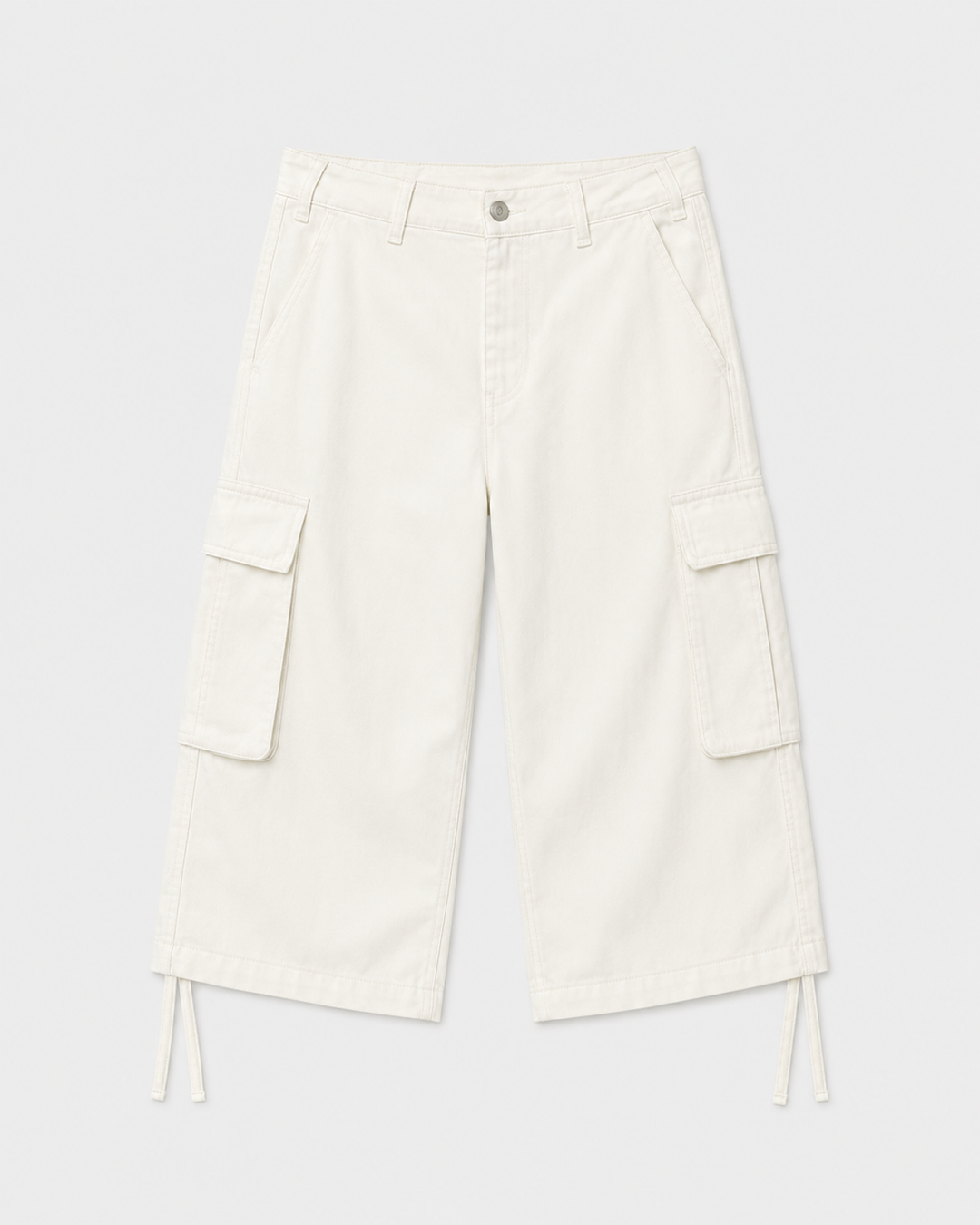 Final styled look of women's Y2K utility cargo shorts for summer