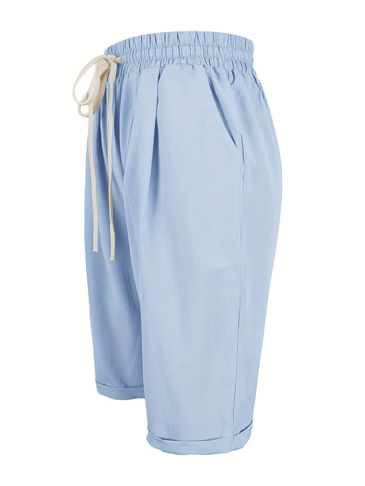 Soft summer trousers featuring a cropped capri length and relaxed fit