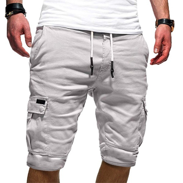 Mens casual utility cargo shorts in relaxed fit for summer fashion and outdoor wear