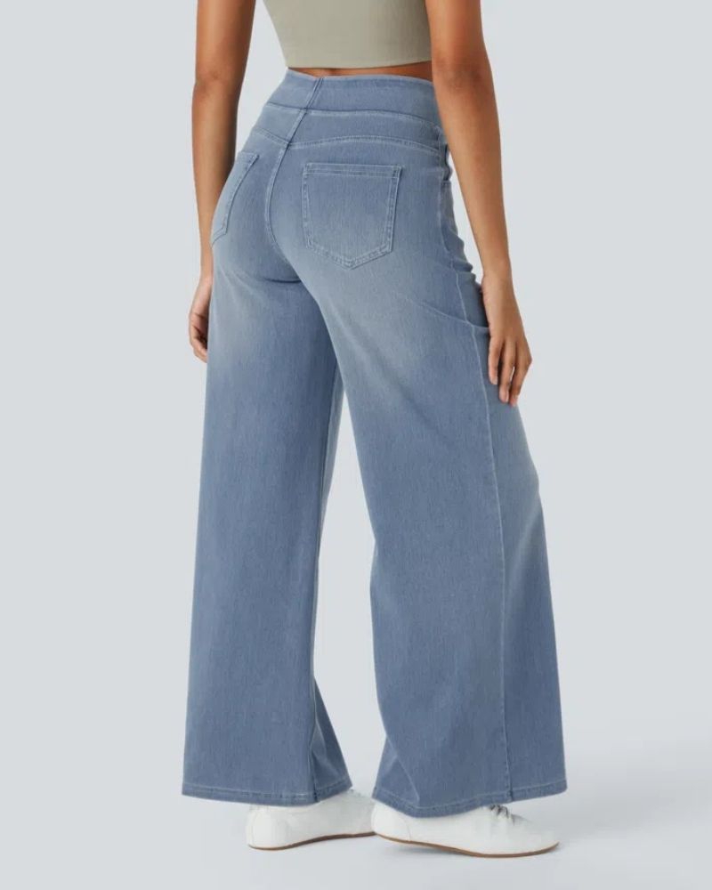 Classic five-pocket styling on women's fashionable wide-leg denim