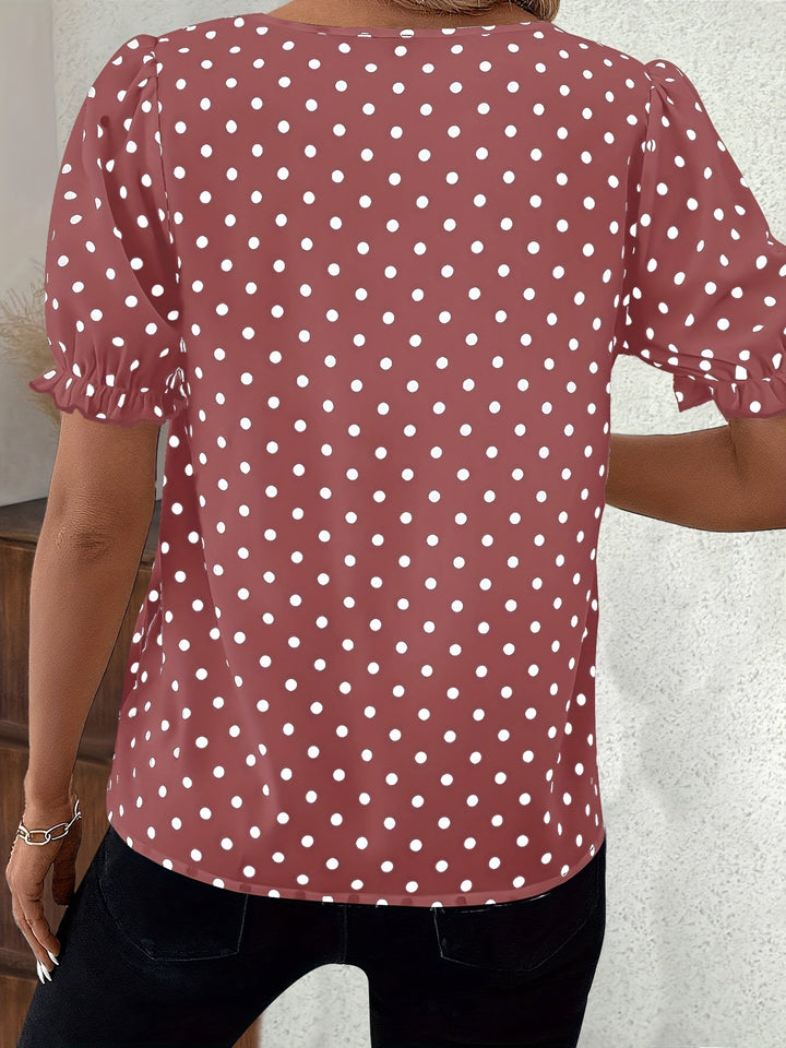 Polka dot top with elegant voluminous short sleeves