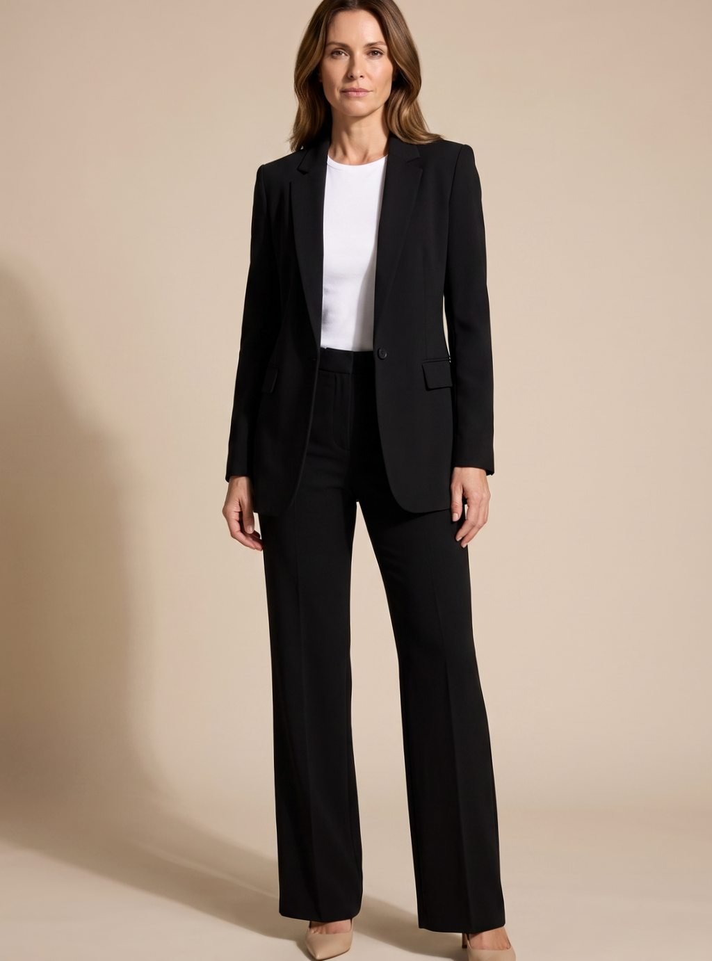 Women's Serena elegant blazer and flared trousers set in full view