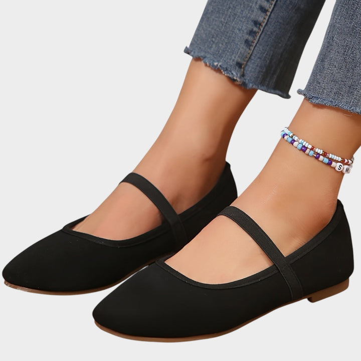 Women's casual slip-on ballet flats with flexible comfort design