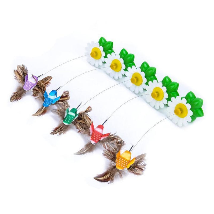 Battery operated cat entertainment toy with fluttering bird