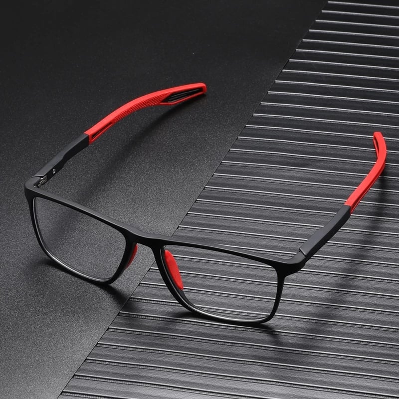 Photochromic multifocal glasses adapting to changing light conditions