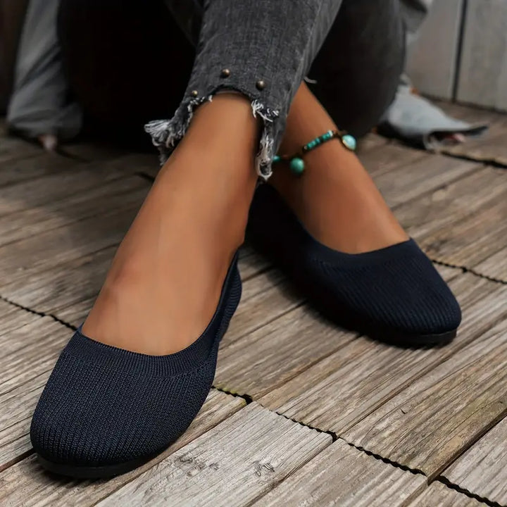 Women's non-slip breathable walking shoes in casual style