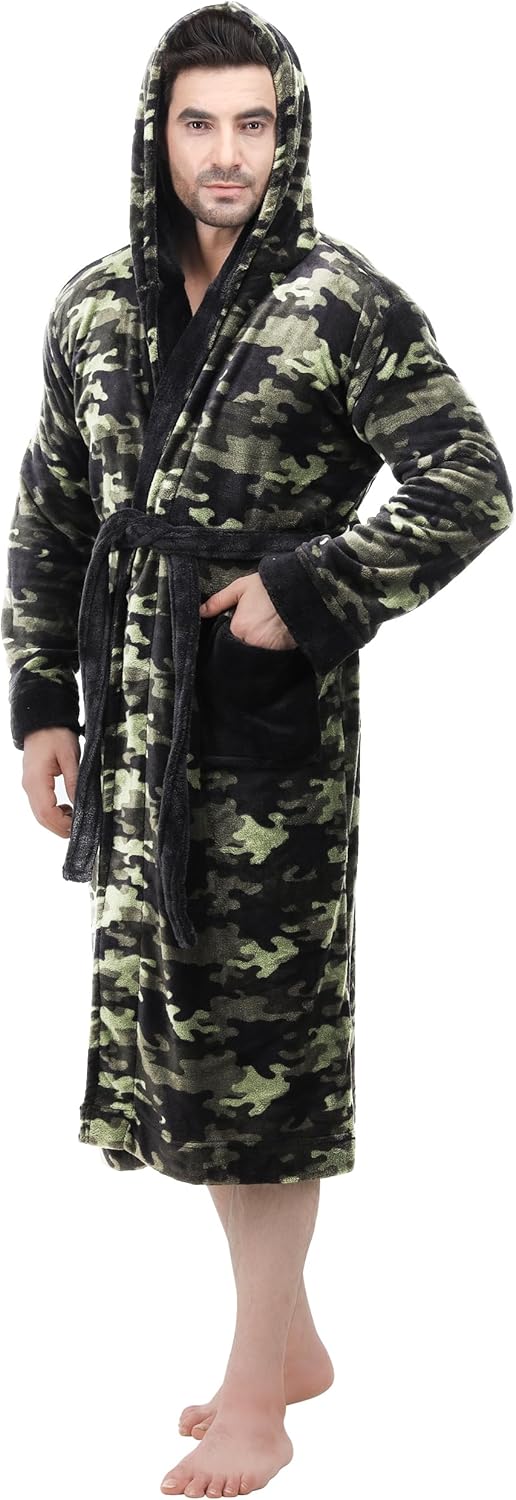 Stylish loungewear mens sleepwear robe in solid color
