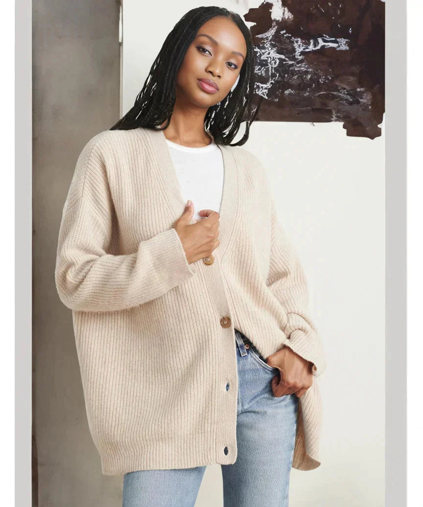 Elegant aesthetic women's sleeveless knitwear cardigan vest