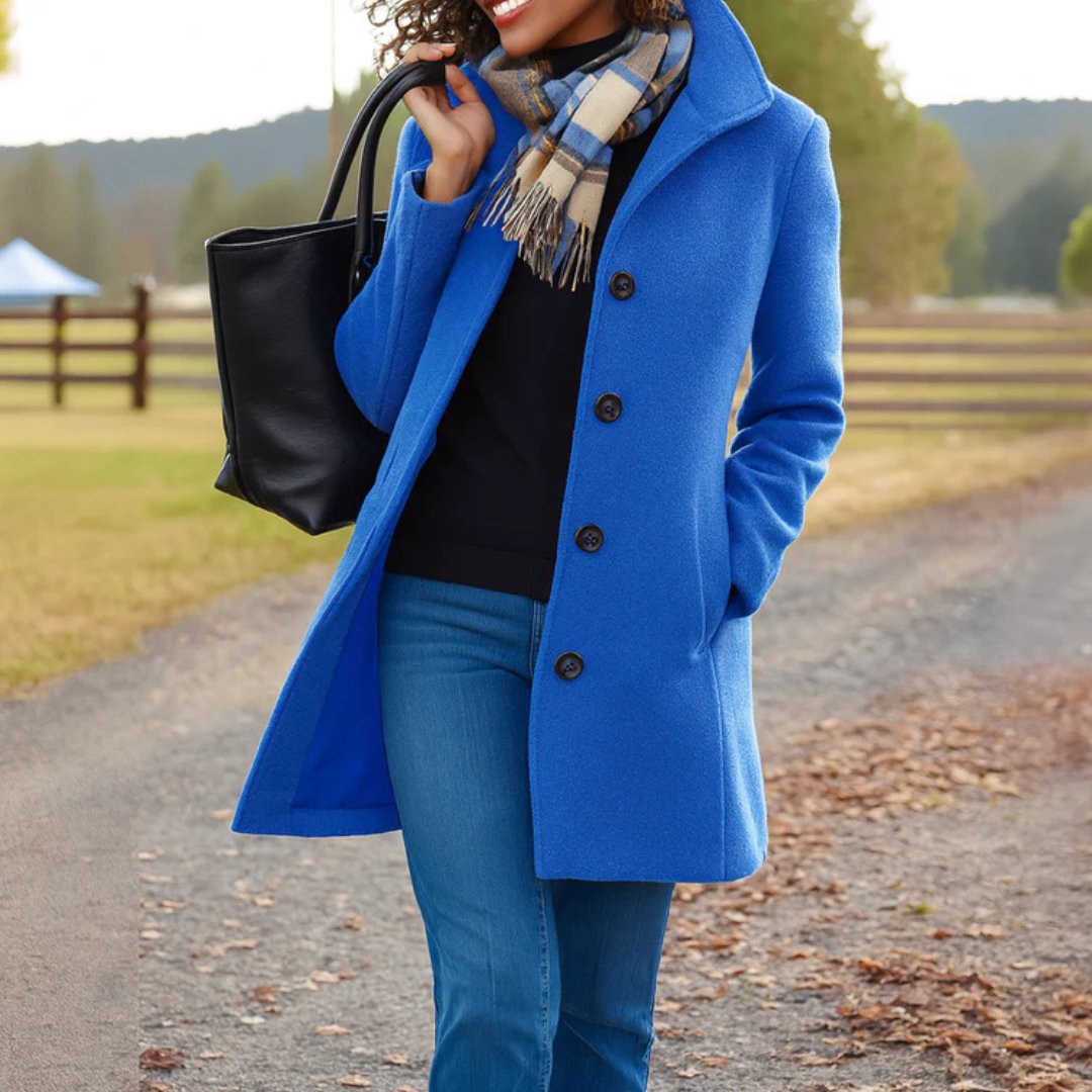 Pocket and hem detail on womens heritage winter coat