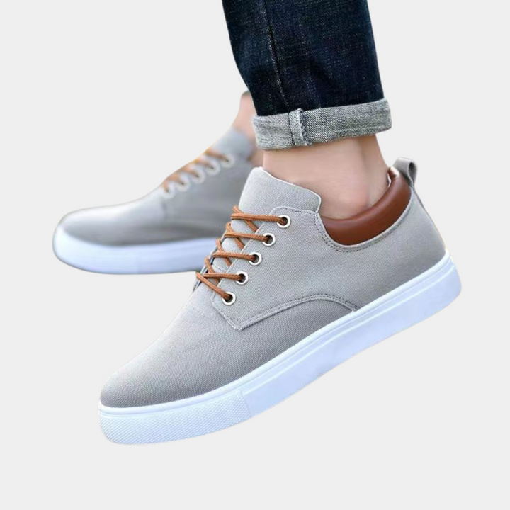 Men's grey everyday orthopaedic shoe with contrast heel detail