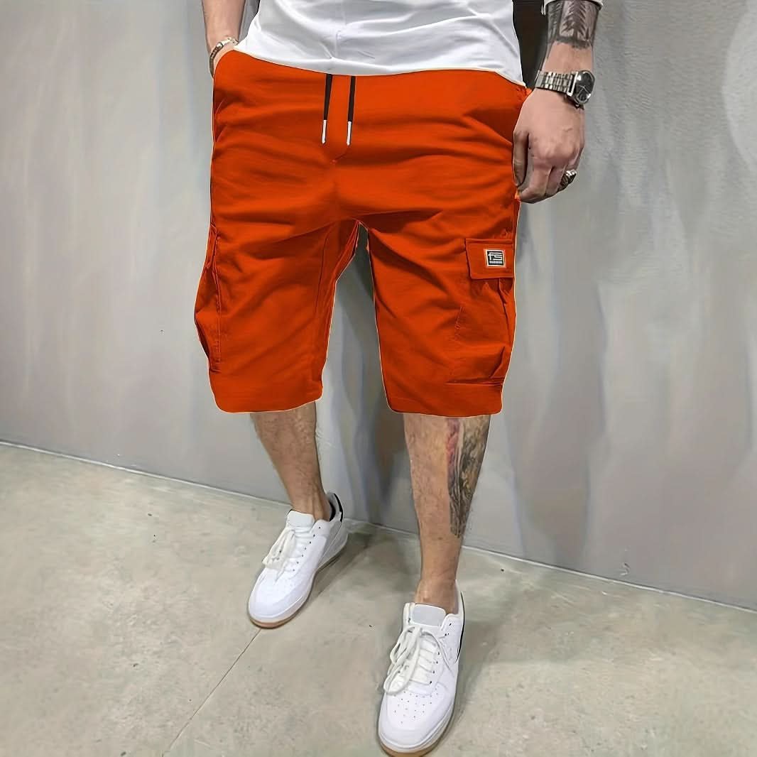 Casual summer streetwear cargo shorts with multiple utility pockets