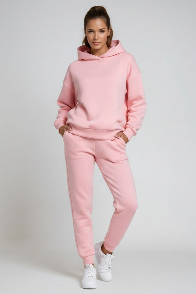 Warm tracksuit loungewear set with pullover hoodie and fitted joggers