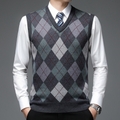 Quinlan | Men’s Argyle V-Neck Vest