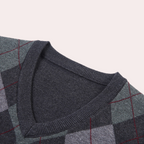 Quinlan | Men’s Argyle V-Neck Vest