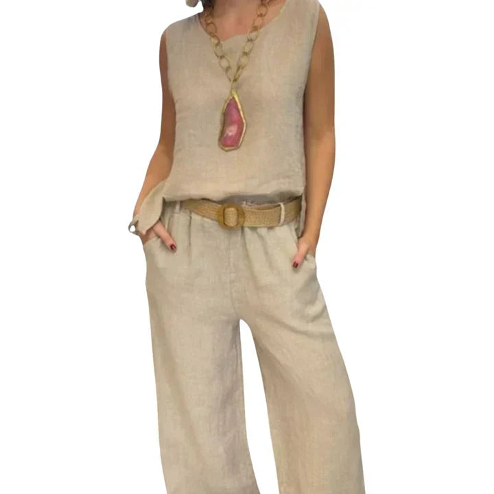 Relaxed fit summer fashion two-piece set with sleeveless top and cropped pants
