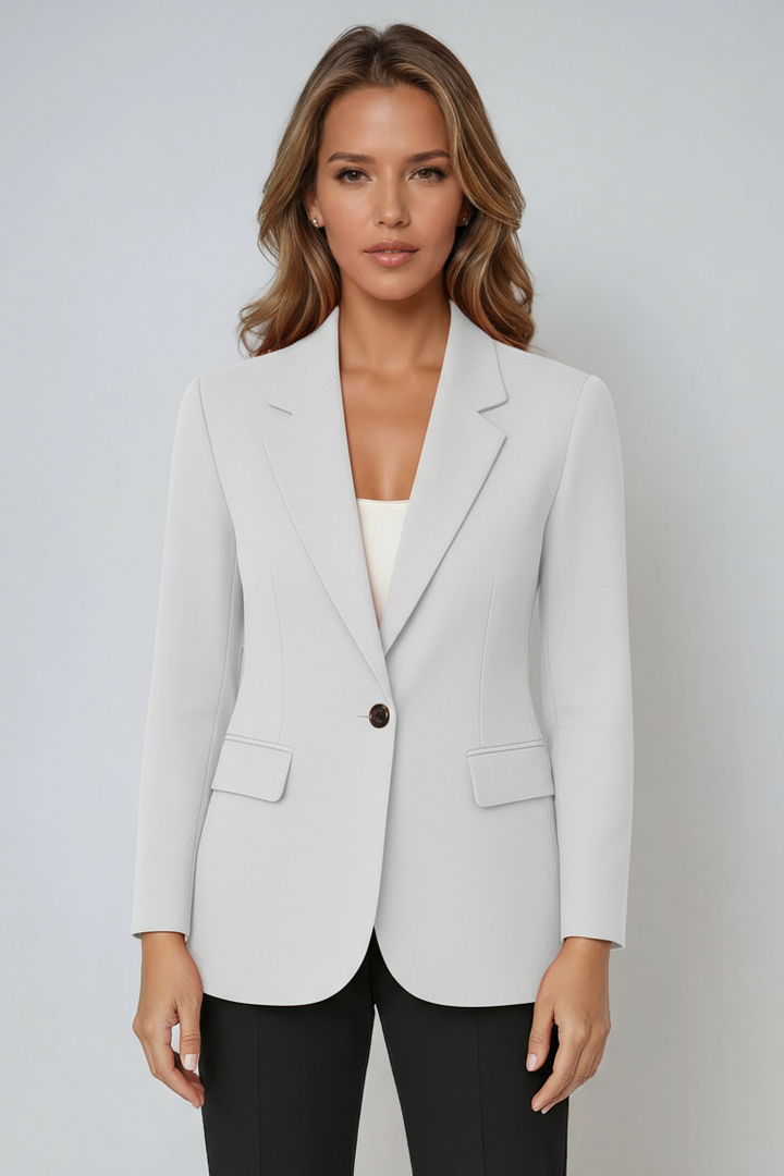 Elegant women's office blazer featuring a slim fit silhouette