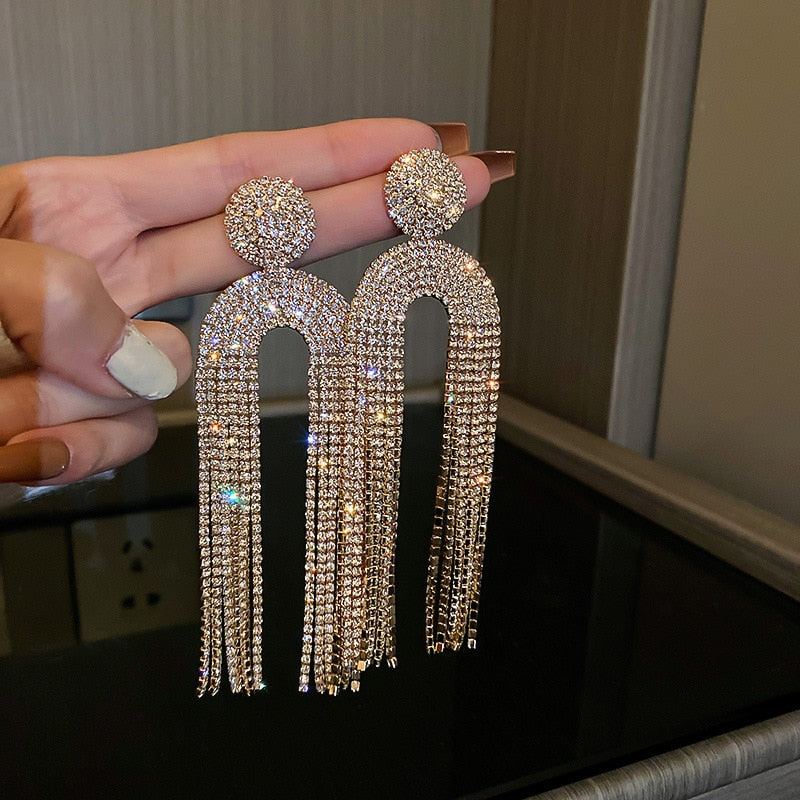 Sophisticated crystal wedding accessories and party earrings for women