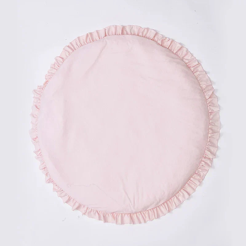 Infographic highlighting machine washable feature of the baby mat