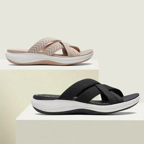 Comfort sandals for women with adjustable velcro straps and cushioning