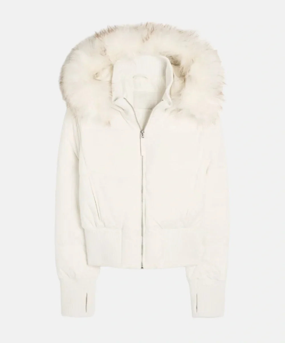Pocket detail with zipper closure on the women's quilted winter coat