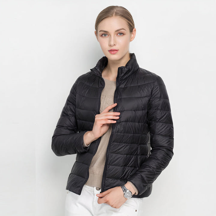 Women's lightweight quilted zip-up jacket in urban chic style