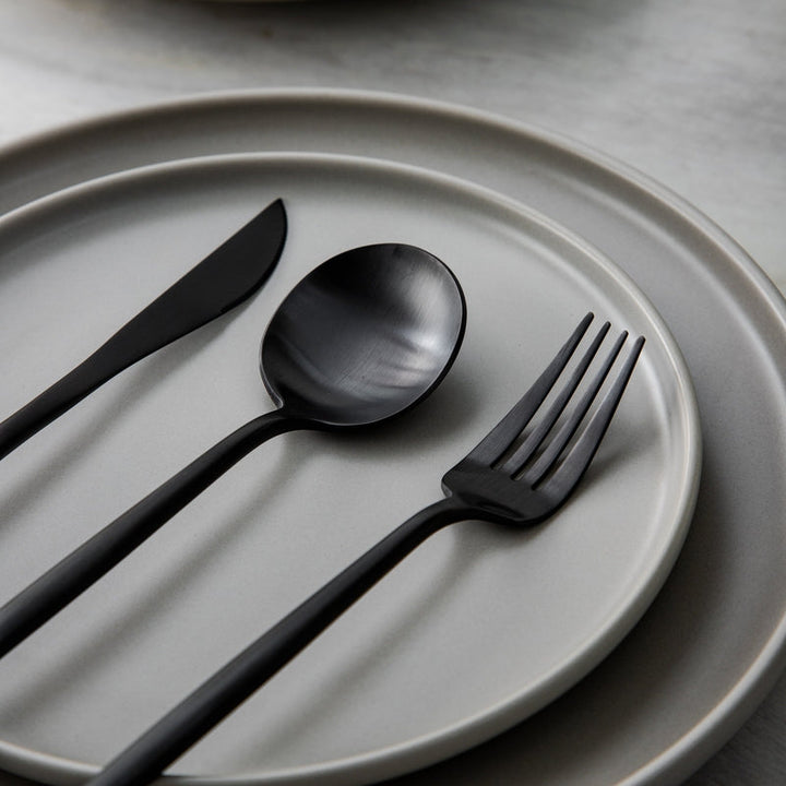 Sturdy stainless steel kitchenware built for longevity and daily use