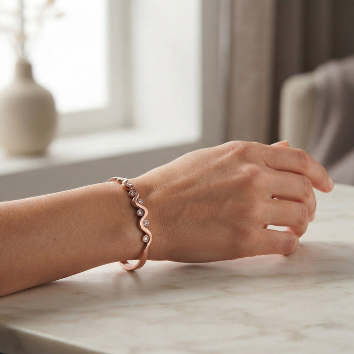 Side angle of the stylish copper jewellery piece for women