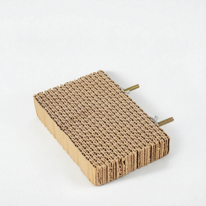 Bird foraging toy with wooden blocks for parrots and small birds