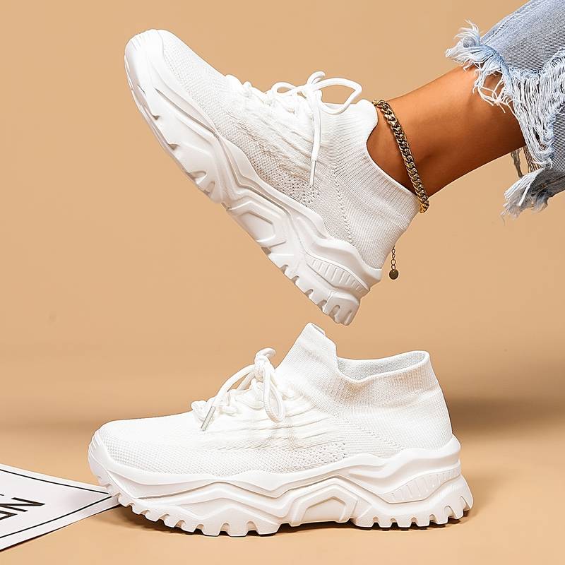 Women's orthopedic walking sneakers in supportive casual design