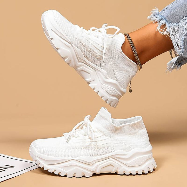 Women's orthopedic walking sneakers in supportive casual design