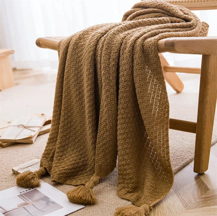 Ultimate cozy living room essential stylish chunky knit tassel blanket