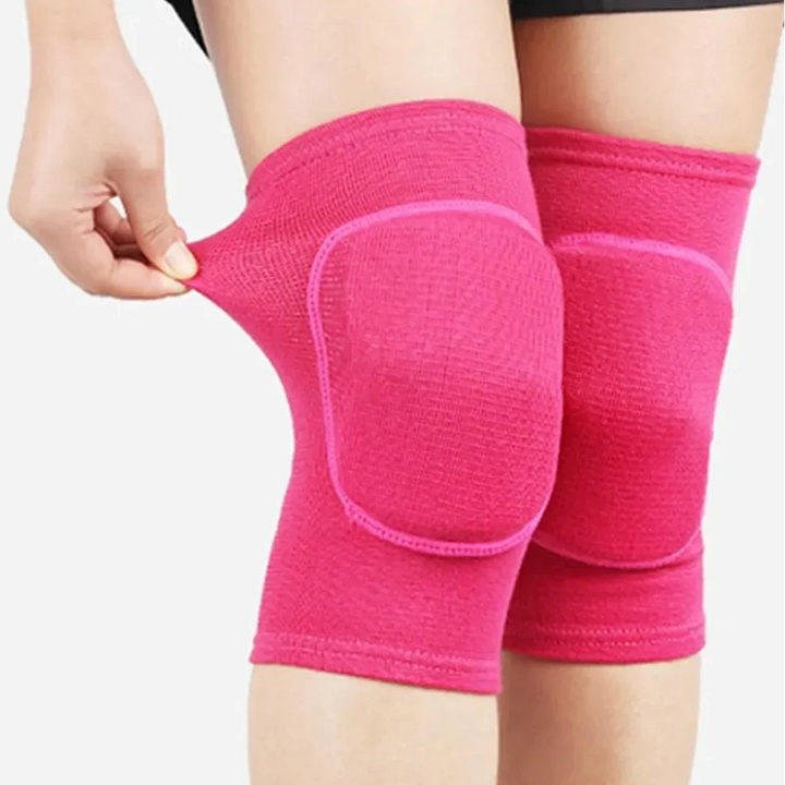 Ergonomic sports knee protection sleeve with anti-slip padding