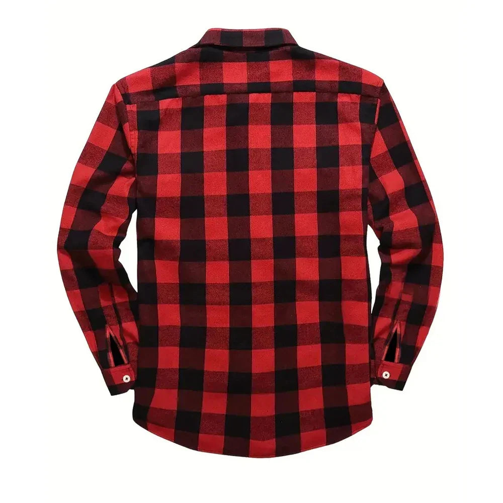 Hemline and stitching detail on the mens casual plaid flannel shirt