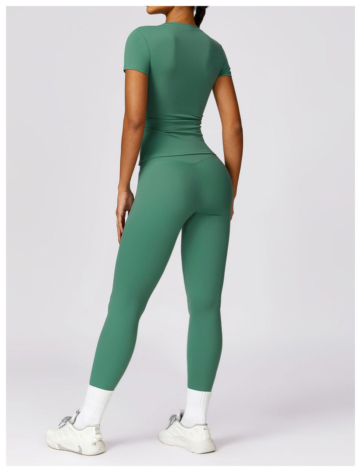 Full outfit display of womens 2-piece sportswear activewear
