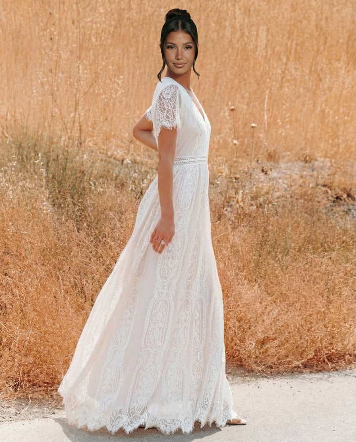 Women's elegant white lace maxi dress for formal evening events