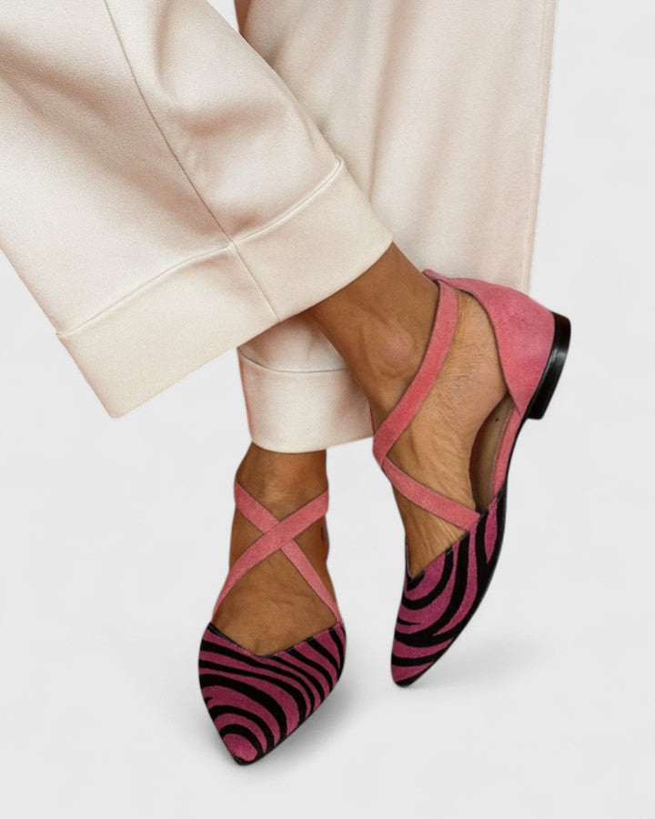 Women’s Striped Flat Sandals