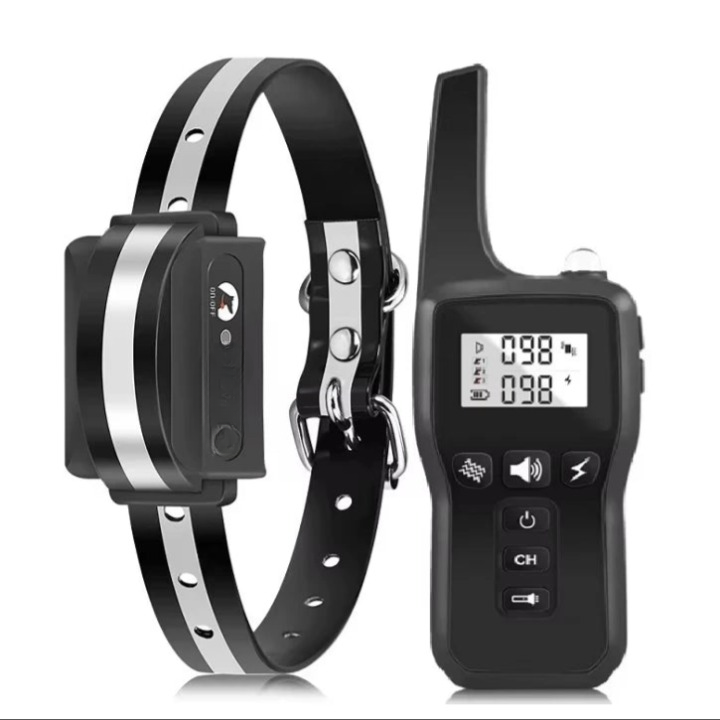 Rechargeable electric dog training collar with remote control and digital display