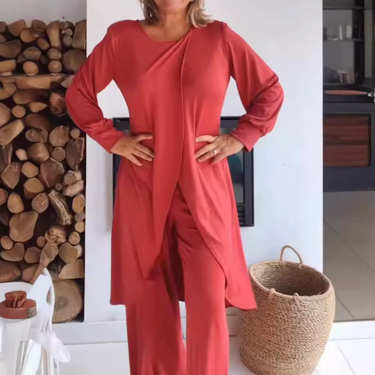 Soft knit two-piece matching set for comfortable daily casual wear