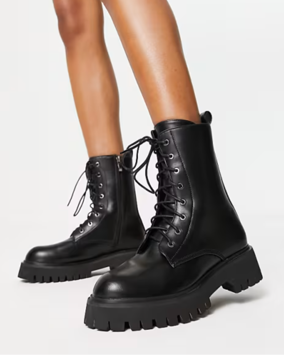 Valkyrie | Women’s Lace Up  Boots