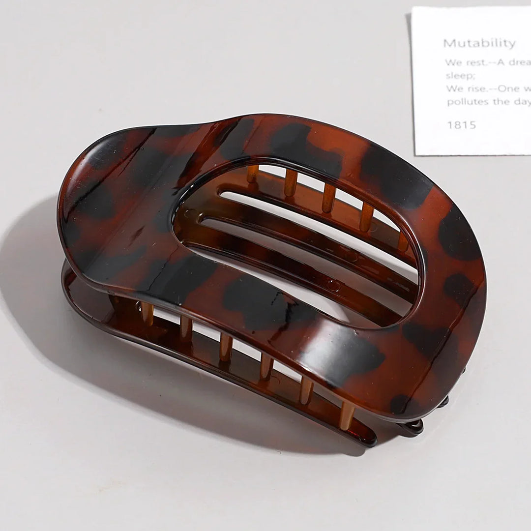 Top view of the wide-opening oval hair claw clip accessory